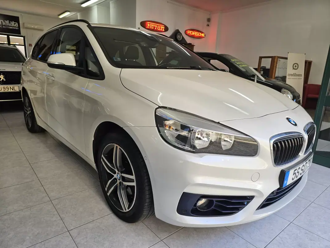 BMW 218 Active Tourer 2015 - 18300 EUR, 105000 km - AUTO.MOTO.pt - 105000km - foto 1 de 39