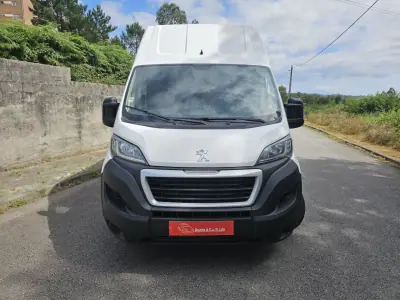 Peugeot BOXER 2.0 BlueHDi 435 L4H2 Premium 2020 - 20350 EUR, 126369 km - AUTO.MOTO.pt - 126369km - foto 2 de 40
