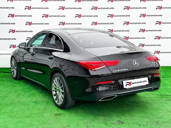 Mercedes-Benz CLA 220 2019 - 26750 EUR, 137070 km - AUTO.MOTO.pt - 137070km - foto 9 de 20