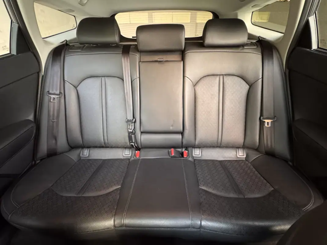 Kia Optima SW 2021 - 19500 EUR, 109915 km - AUTO.MOTO.pt - 109915km - foto 23 de 28