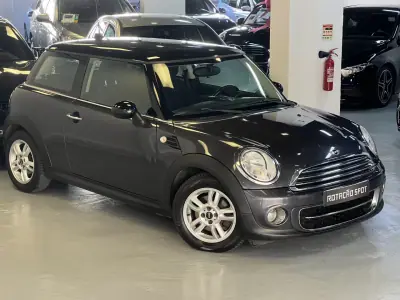 MINI 3 Portas 2012 - 6990 EUR, 185000 km - AUTO.MOTO.pt - 185000km - foto 21 de 41