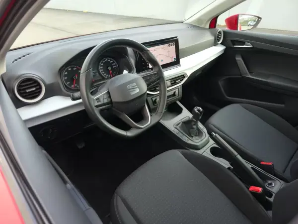 SEAT Ibiza 2021 - 13990 EUR, 42700 km - AUTO.MOTO.pt - 42700km - foto 14 de 34