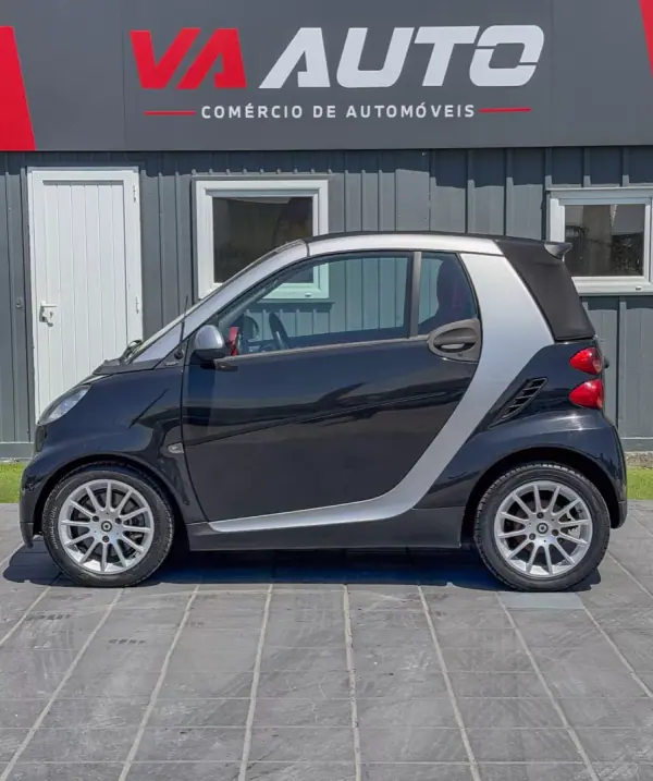 Smart Fortwo Cabrio 2010 - 6800 EUR, 200000 km - AUTO.MOTO.pt - 200000km - foto 4 de 10