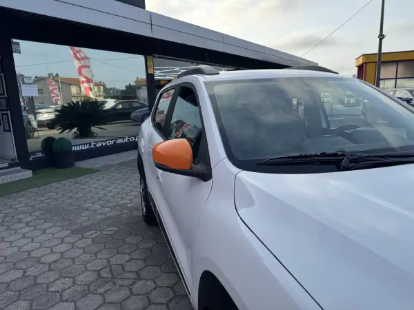 Dacia Spring 2023 - 12750 EUR, 83000 km - 83000km - foto 24 de 36