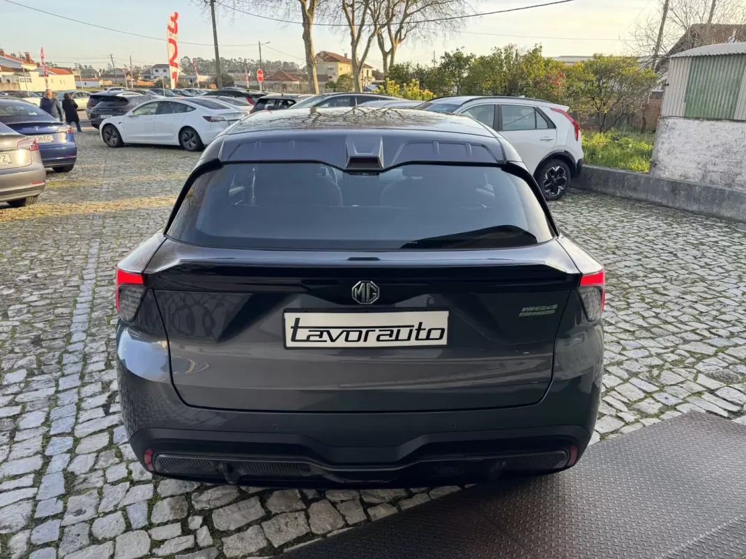 MG MG4 2022 - 18990 EUR, 77000 km - AUTO.MOTO.pt - 77000km - foto 8 de 36