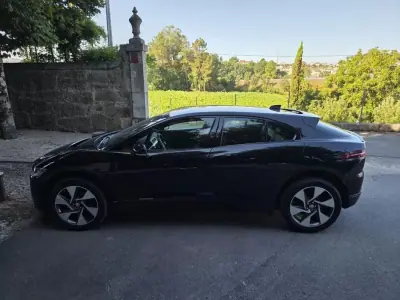 Jaguar I-Pace 2020 - 24499 EUR, 128765 km - AUTO.MOTO.pt - 128765km - foto 17 de 41