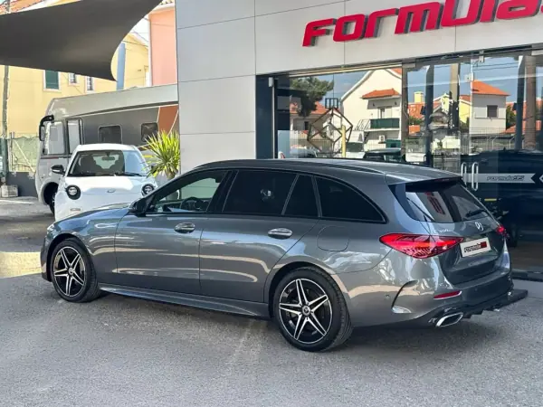 Mercedes-Benz C 300 2023 - 36900 EUR, 105155 km - AUTO.MOTO.pt - 105155km - foto 9 de 49