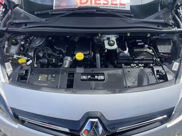 Renault Grand Scénic 2014 - 9950 EUR, 118241 km - AUTO.MOTO.pt - 118241km - foto 13 de 13