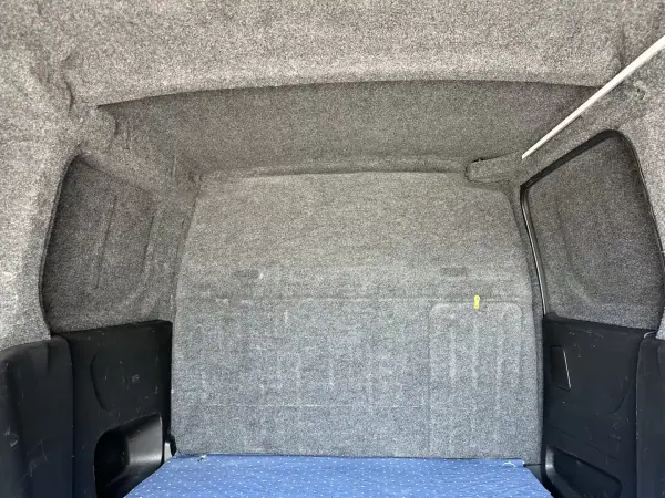 Citroën Berlingo 1.5 Hdi 2020 - 12900 EUR, 120000 km - AUTO.MOTO.pt - 120000km - foto 45 de 53