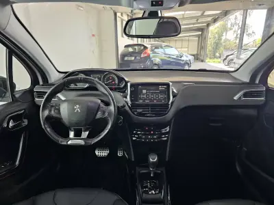 Peugeot 2008 2019 - 12850 EUR, 138694 km - AUTO.MOTO.pt - 138694km - foto 28 de 35