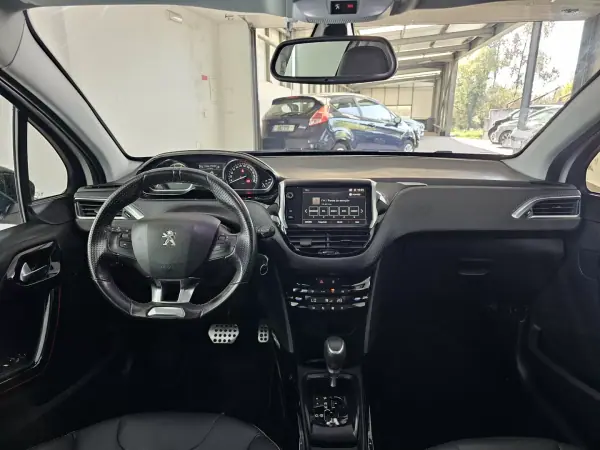 Peugeot 2008 2019 - 12850 EUR, 138694 km - AUTO.MOTO.pt - 138694km - foto 28 de 35