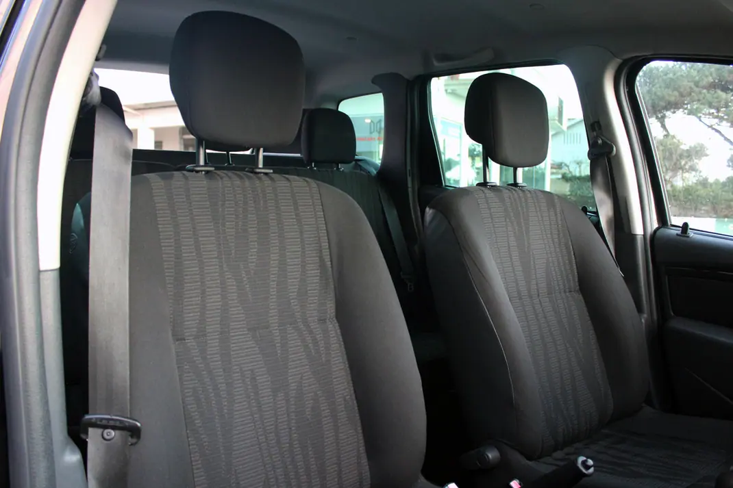 Dacia Duster 2010 - 6250 EUR, 155000 km - AUTO.MOTO.pt - 155000km - foto 15 de 24