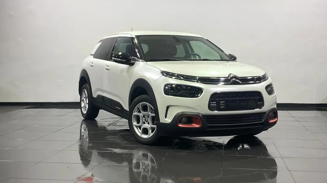 Citroën C4 Cactus 2018 - 11000 EUR, 65000 km - AUTO.MOTO.pt - 65000km - foto 7 de 8