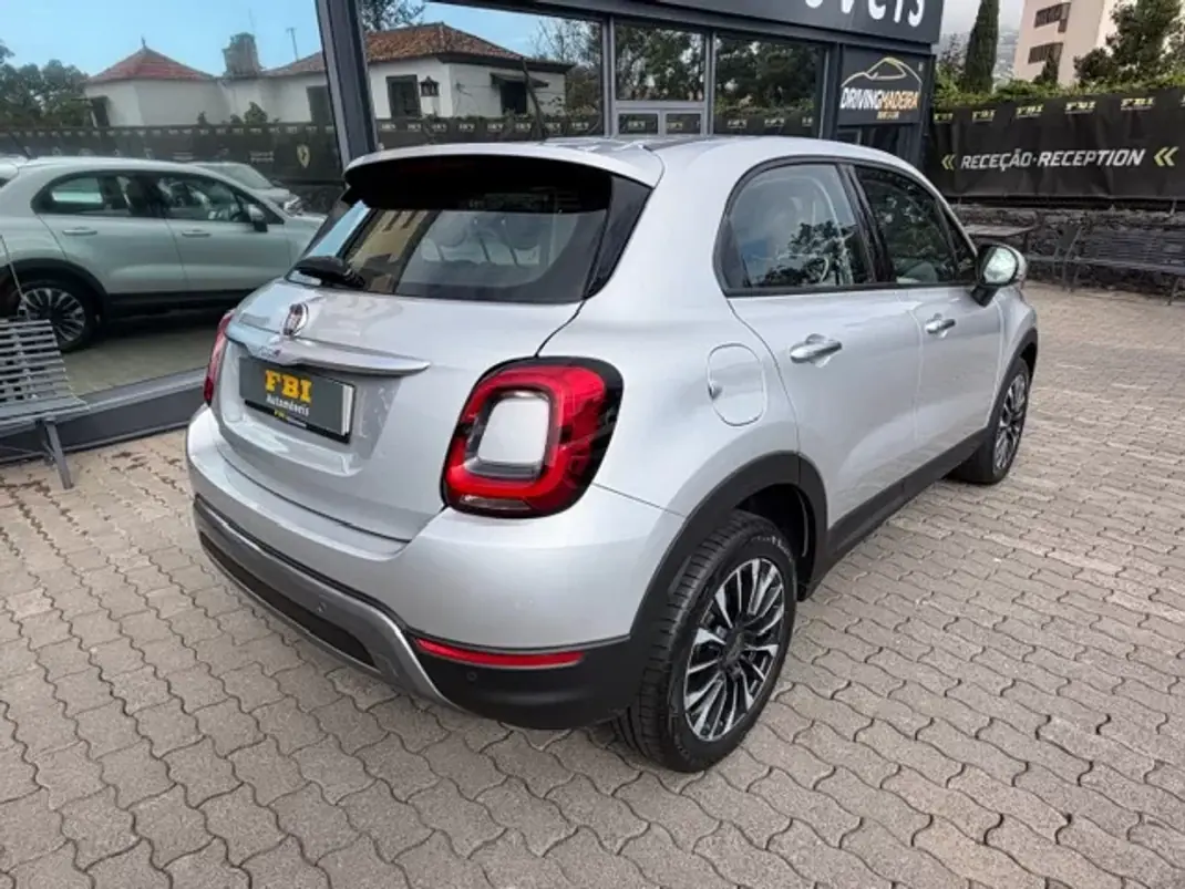 Fiat 500X 2019 - 13900 EUR, 73000 km - AUTO.MOTO.pt - 73000km - foto 9 de 12