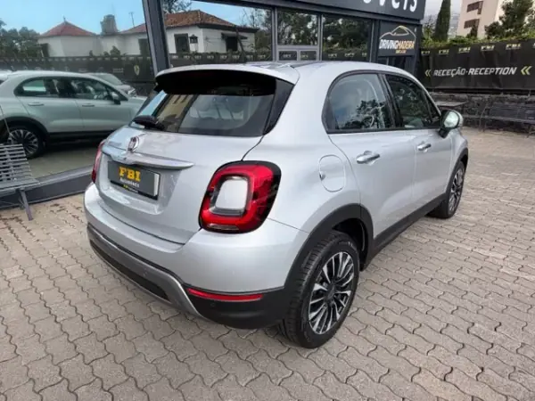 Fiat 500X 2019 - 13900 EUR, 73000 km - AUTO.MOTO.pt - 73000km - foto 9 de 12