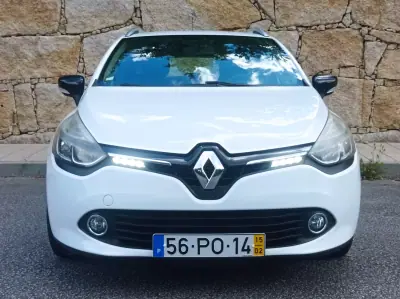 Renault Clio Sport Tourer 2015 - 7990 EUR, 185000 km - AUTO.MOTO.pt - 185000km - foto 4 de 11