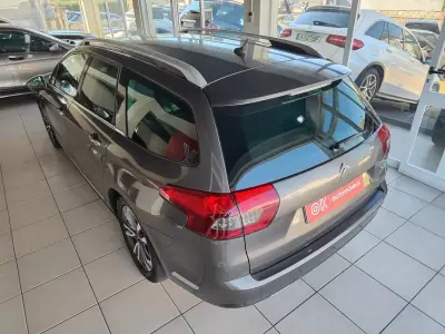 Citroën C5 Tourer 2017 - 9500 EUR, 248400 km - AUTO.MOTO.pt - 248400km - foto 8 de 38