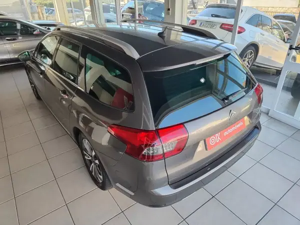 Citroën C5 Tourer 2017 - 9500 EUR, 248400 km - AUTO.MOTO.pt - 248400km - foto 8 de 38