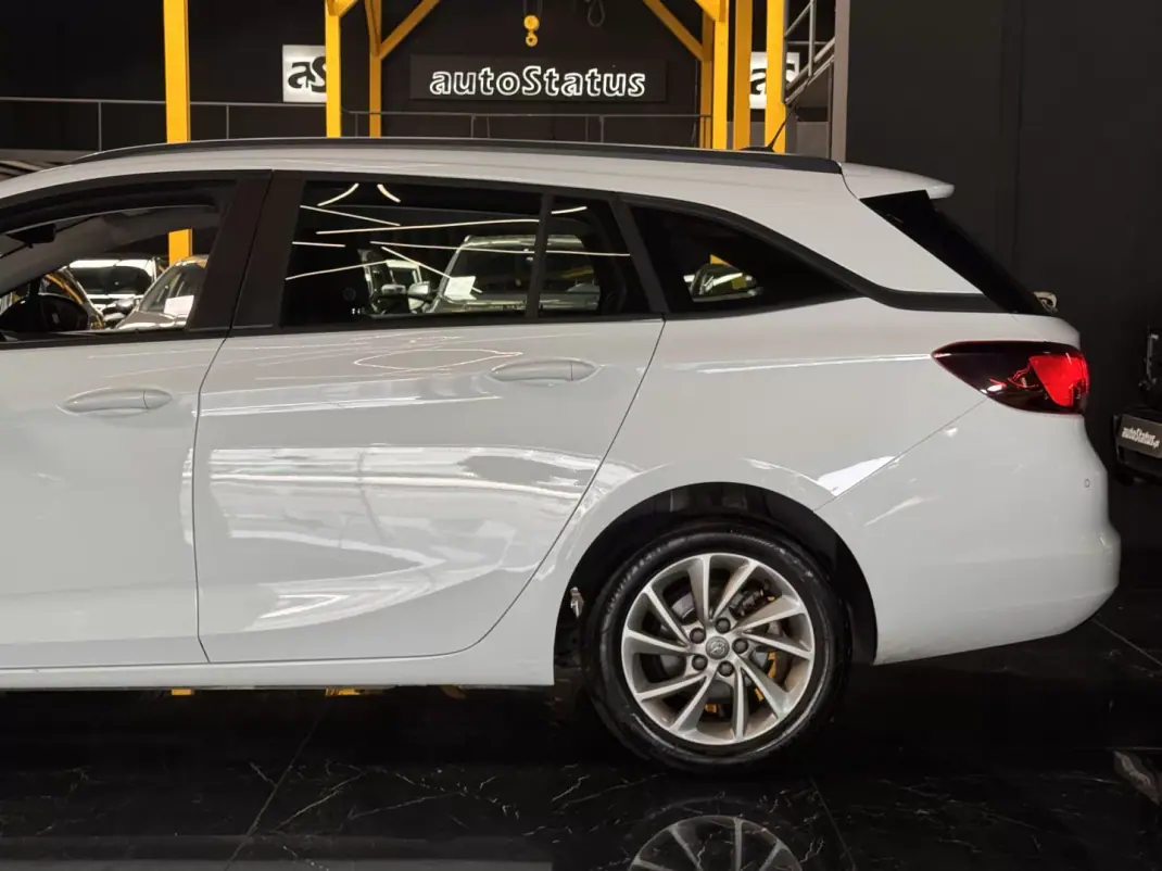 Opel Astra Sports Tourer 2021 - 13990 EUR, 152200 km - AUTO.MOTO.pt - 152200km - foto 9 de 34