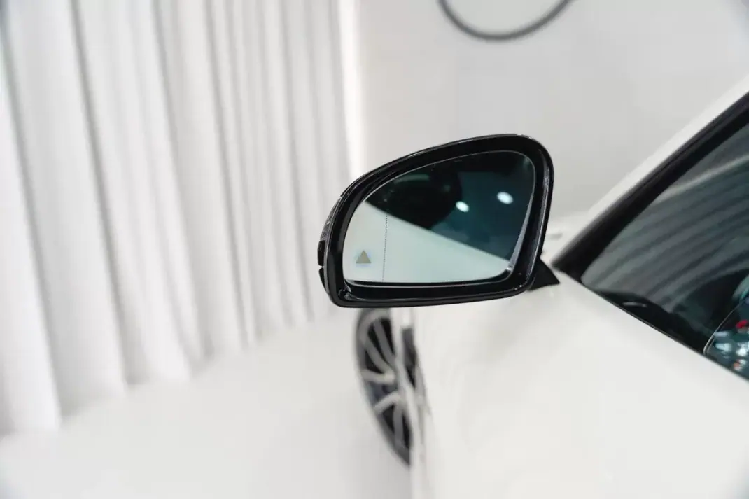 Mercedes-Benz AMG GT 2015 - 99950 EUR, 46786 km - 46786km - foto 58 de 59