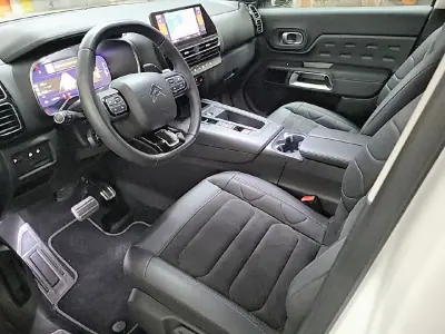 Citroën C5 Aircross 2023 - 27900 EUR, 27236 km - AUTO.MOTO.pt - 27236km - foto 19 de 20