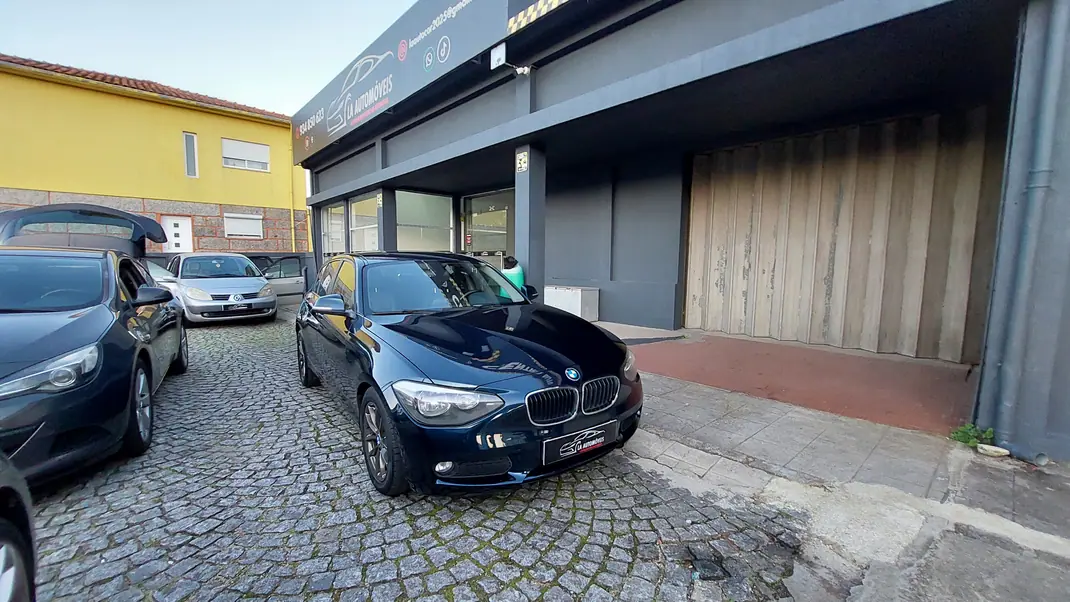 BMW 116 2013 - 8500 EUR, 239000 km - AUTO.MOTO.pt - 239000km - foto 7 de 15