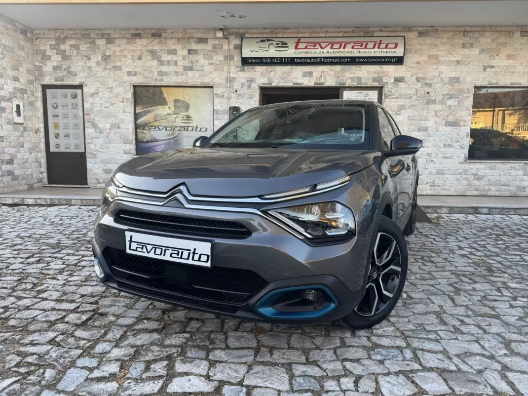 Citroën e-C4 2022 - 18500 EUR, 93000 km - AUTO.MOTO.pt - 93000km - foto 1 de 45