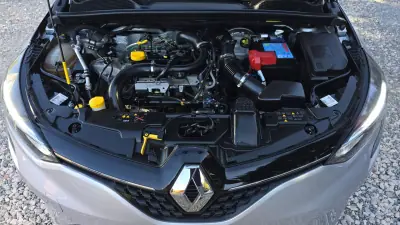Renault Clio 2020 - 12850 EUR, 66000 km - AUTO.MOTO.pt - 66000km - foto 18 de 18