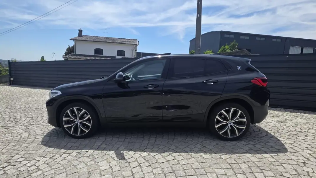 BMW X2 2018 - 26990 EUR, 103000 km - 103000km - foto 2 de 9