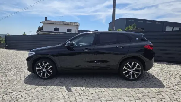 BMW X2 2018 - 26990 EUR, 103000 km - AUTO.MOTO.pt - 103000km - foto 2 de 9