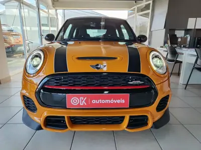 MINI John Cooper Works 2015 - 21500 EUR, 91950 km - AUTO.MOTO.pt - 91950km - foto 3 de 38