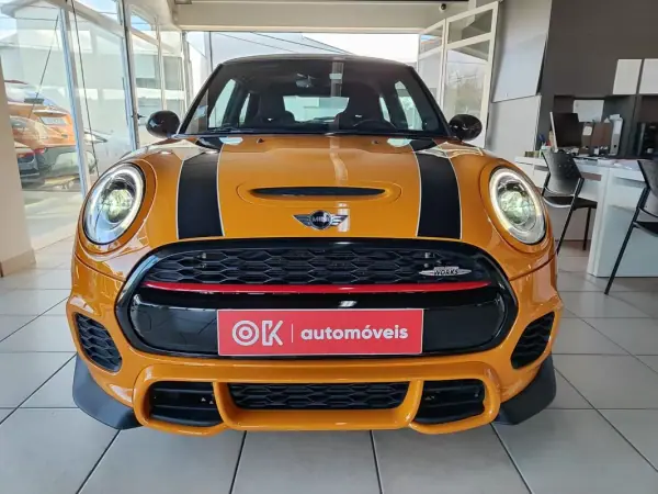 MINI John Cooper Works 2015 - 21500 EUR, 91950 km - AUTO.MOTO.pt - 91950km - foto 3 de 38