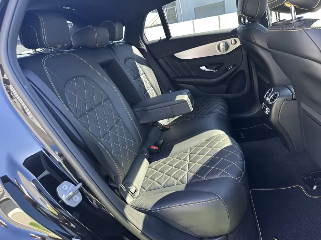 Mercedes-Benz GLC 63 AMG 2018 - 75000 EUR, 100000 km - 100000km - foto 63 de 93