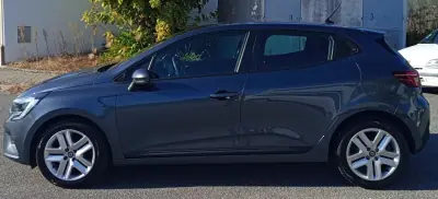 Renault Clio 2021 — foto 4 de 19