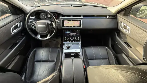 Land Rover Range Rover Velar 2018 - 26990 EUR, 179000 km - 179000km - foto 25 de 39