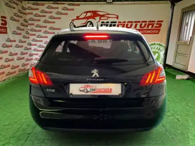 Peugeot 308 2015 - 12500 EUR, 144858 km - AUTO.MOTO.pt - 144858km - foto 7 de 73