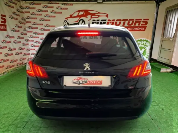 Peugeot 308 2015 - 12500 EUR, 144858 km - AUTO.MOTO.pt - 144858km - foto 7 de 73