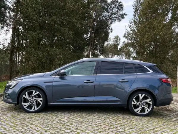 Renault Mégane 2019 - 15990 EUR, 167000 km - AUTO.MOTO.pt - 167000km - foto 6 de 21
