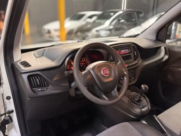 Fiat Doblo 2020 - 10990 EUR, 160200 km - AUTO.MOTO.pt - 160200km - foto 11 de 21