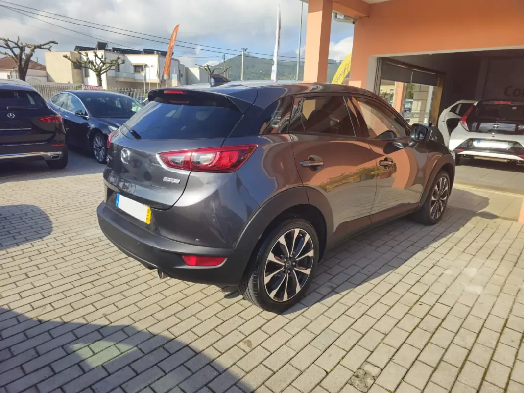 Mazda CX-3 2019 - 13990 EUR, 104000 km - AUTO.MOTO.pt - 104000km - foto 4 de 14