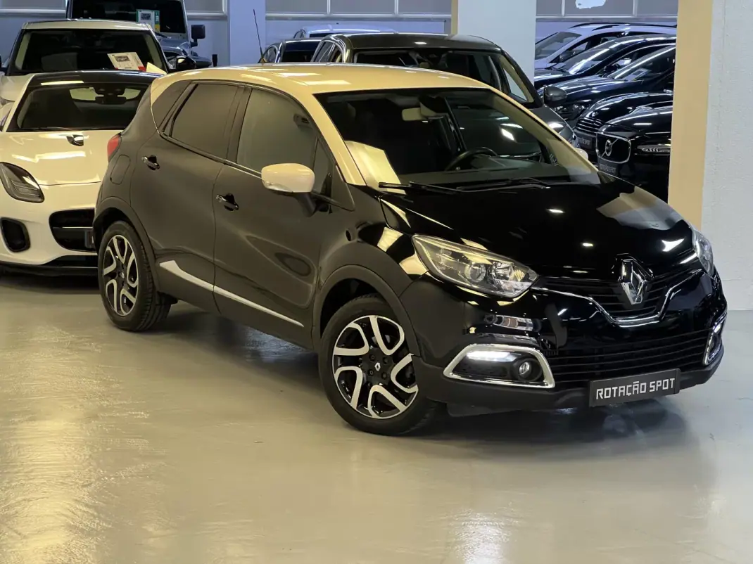 Renault Captur 2015 - 10990 EUR, 150000 km - 150000km - foto 12 de 36