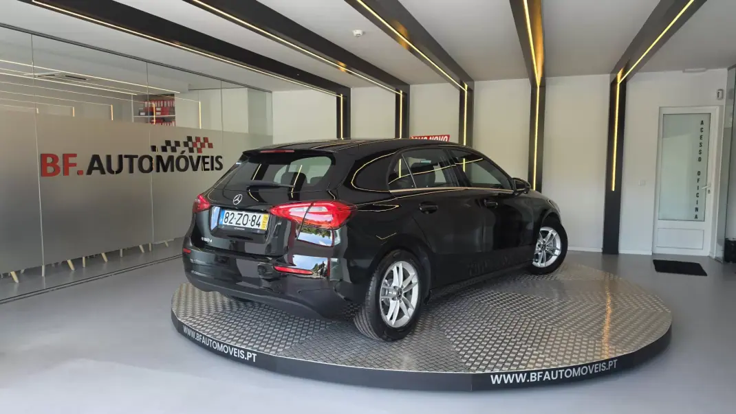 Mercedes-Benz A 180 2019 - 18900 EUR, 238120 km - AUTO.MOTO.pt - 238120km - foto 17 de 53