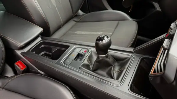 Cupra Formentor 2021 - 25750 EUR, 51000 km - AUTO.MOTO.pt - 51000km - foto 8 de 19