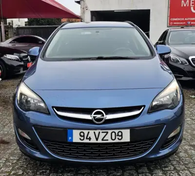 Opel Astra Sports Tourer 2015 - 8999 EUR, 250000 km - AUTO.MOTO.pt - 250000km - foto 21 de 24