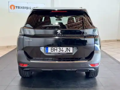 Peugeot 5008 2024 - 29750 EUR, 15993 km - AUTO.MOTO.pt - 15993km - foto 6 de 13