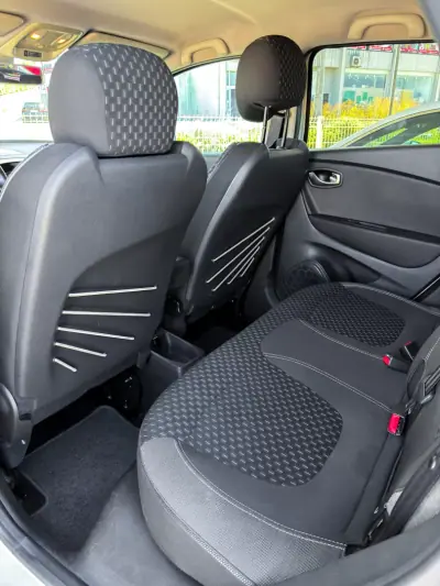 Renault Captur 2019 - 12750 EUR, 68000 km - AUTO.MOTO.pt - 68000km - foto 17 de 26