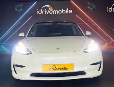 Tesla Model 3 2020 - 29900 EUR, 108726 km - AUTO.MOTO.pt - 108726km - foto 8 de 36