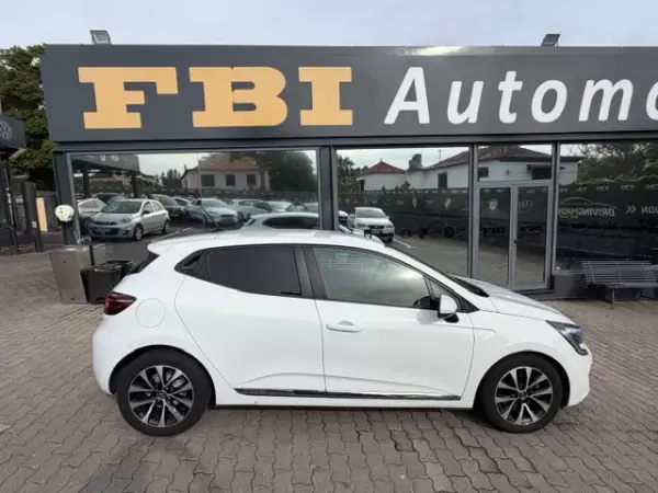 Renault Clio 2021 - 16900 EUR, 62510 km - AUTO.MOTO.pt - 62510km - foto 7 de 12
