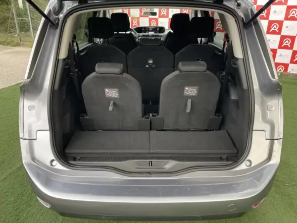 Citroën Grand C4 Spacetourer 2021 - 22490 EUR, 84915 km - AUTO.MOTO.pt - 84915km - foto 21 de 22