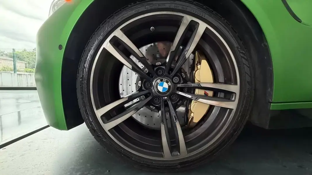 BMW M4 2015 - 59990 EUR, 79537 km - 79537km - foto 10 de 37